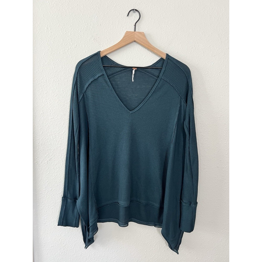 Free People V-Neck Thermal Shirt Evergreen Green Boho Oversize Shark Bite XS
